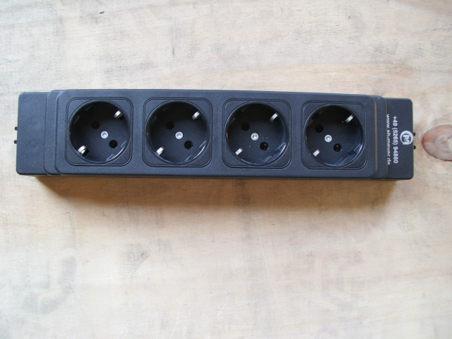 Contactdooscombinatie4XRA 45° GST ZWART (Isolectra)